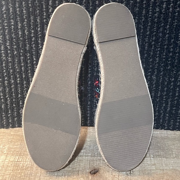 American Eagle Boho Embroidered Espadrille Mules - Size 7 - Picture 5 of 7